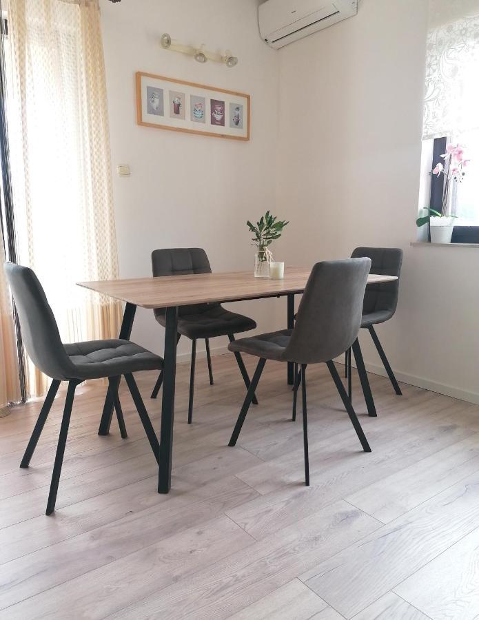 Apartment Mare Vrsi Dış mekan fotoğraf