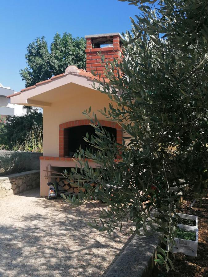 Apartment Mare Vrsi Dış mekan fotoğraf