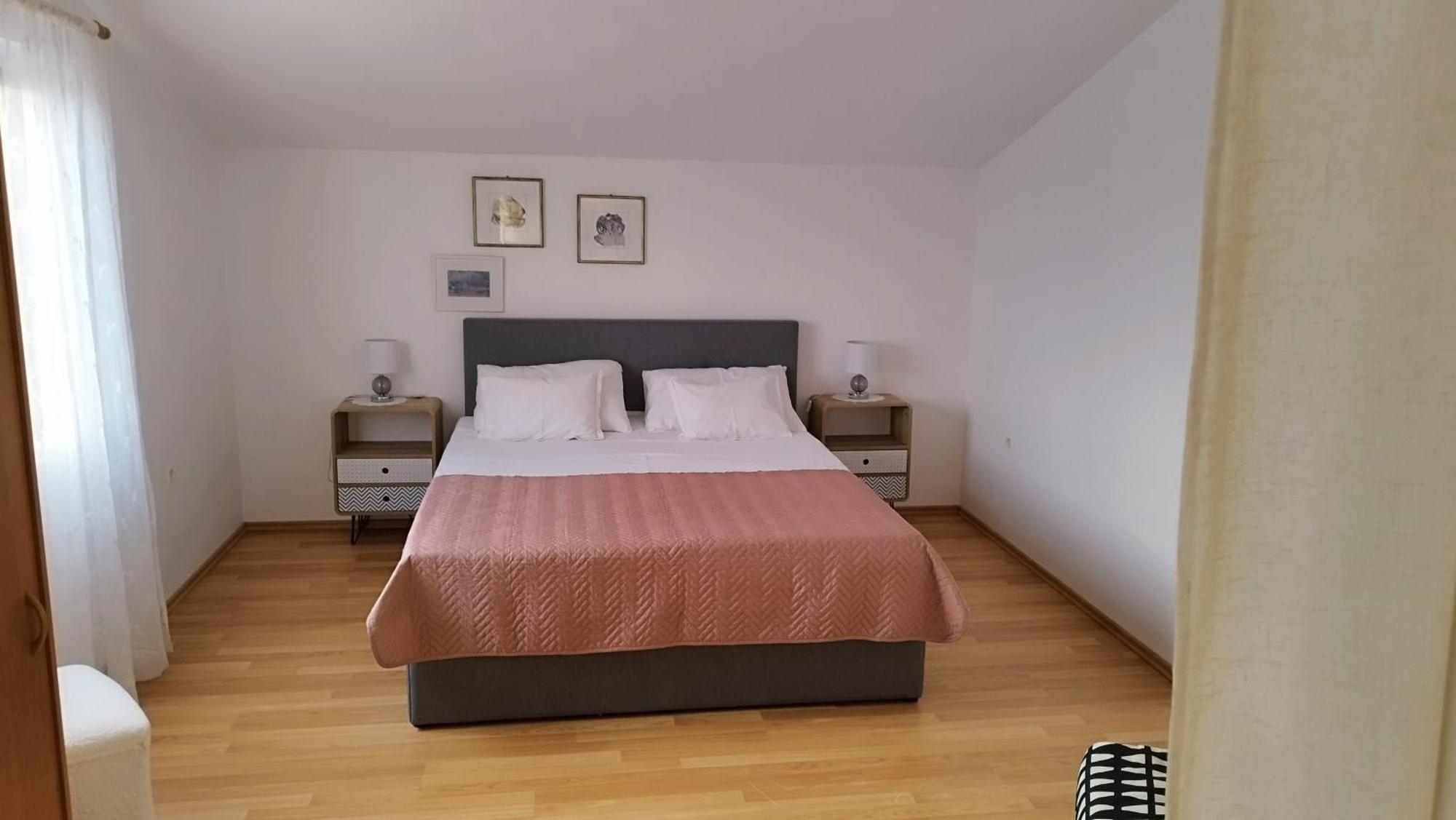 Apartment Mare Vrsi Dış mekan fotoğraf